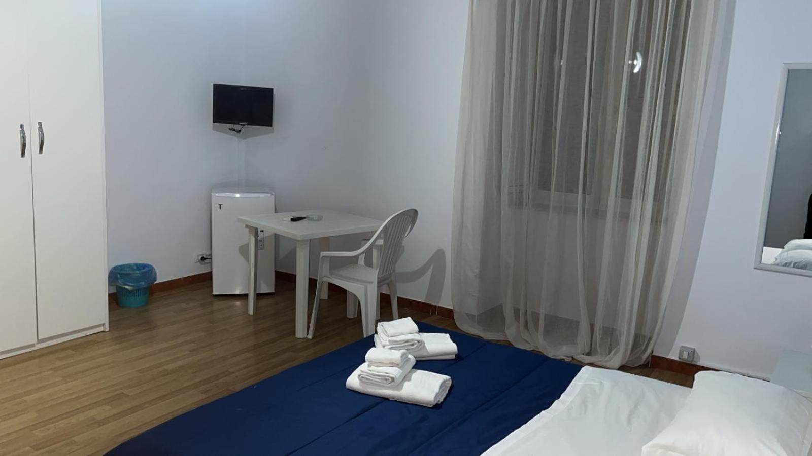 Mezzocannone Terminal Center Napoli Eksteriør billede